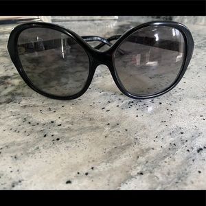 Burberry sunglasses